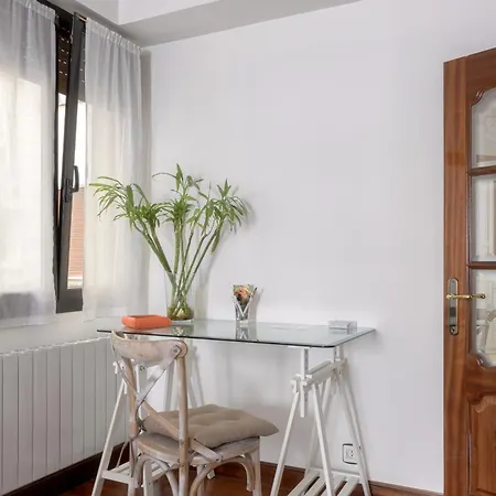 Aston Céntrico Y Cómodo *