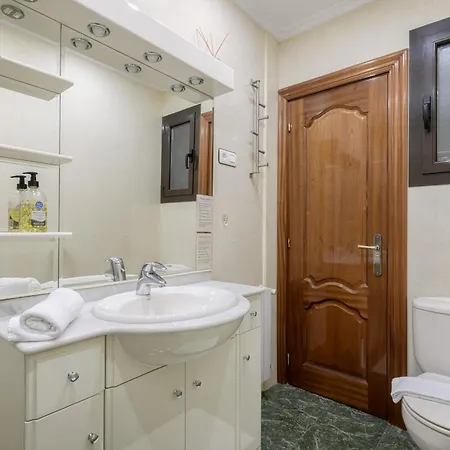 Aston Céntrico Y Cómodo *