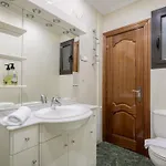 Aston Centrico Y Comodo *