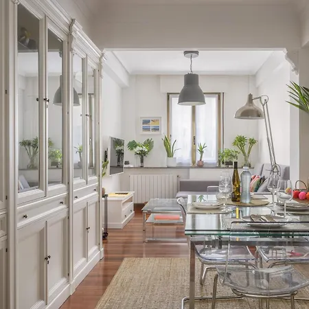 Aston Céntrico Y Cómodo *