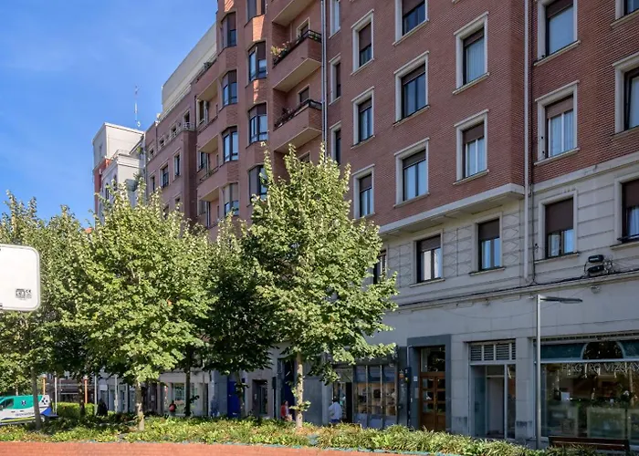 Aston Centrico Y Comodo * Більбао